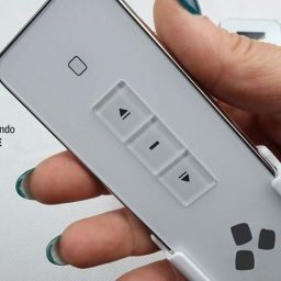 Telecomando Tech International da 1 a 15 canali per motori tapparelle e tende