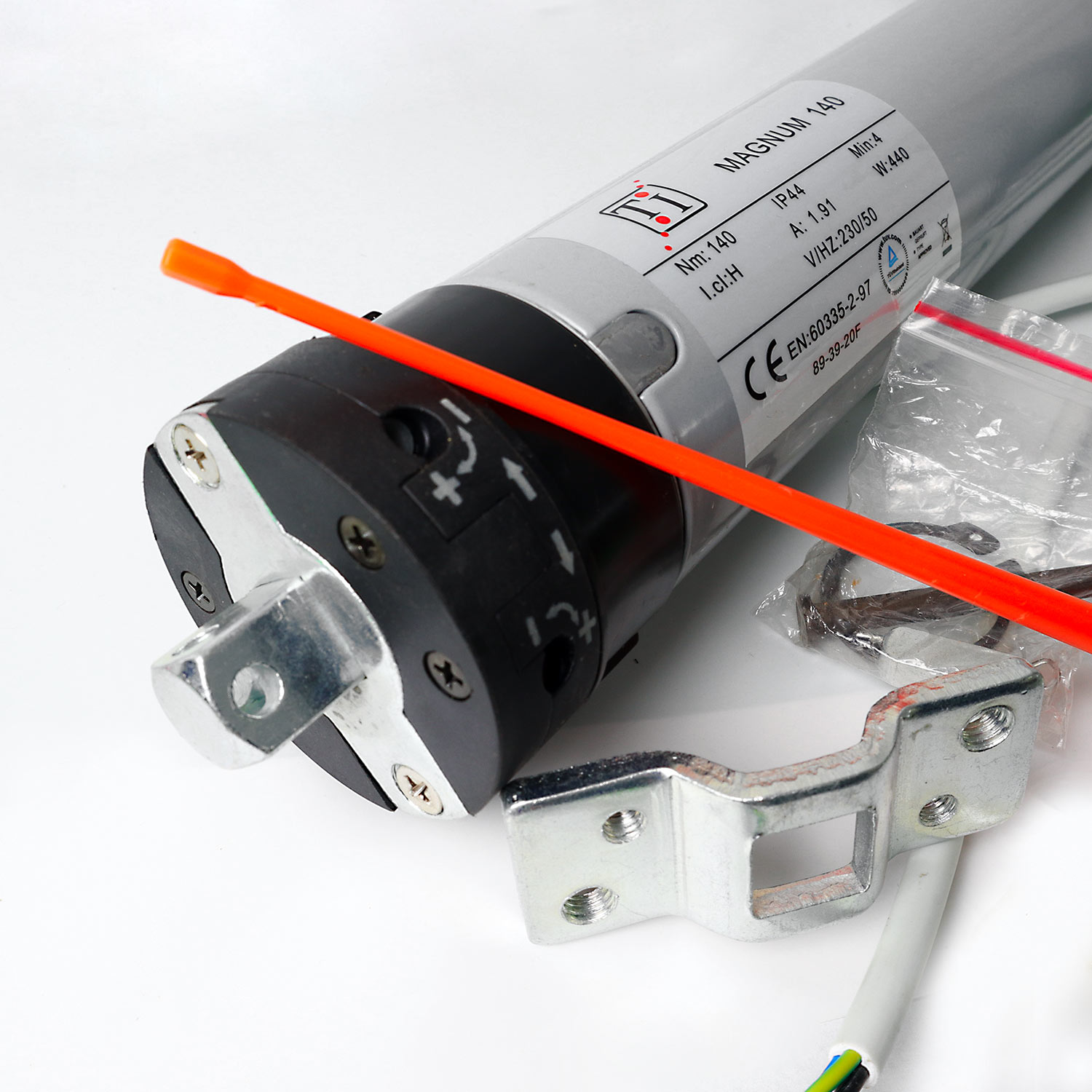 Motore potente Tech International serie MAGNUM con finecorsa meccanico per grandi tapparelle e serrande