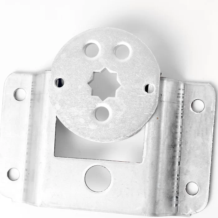 Supporto sfilabile per motore tapparella con foro da 10 mm.